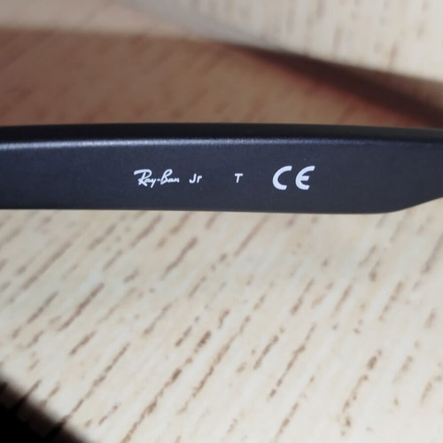 Ray-Ban Kids Sunglasses like new with case