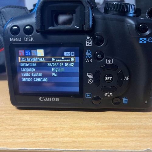 Canon EOS 1000D DSLR camera like new