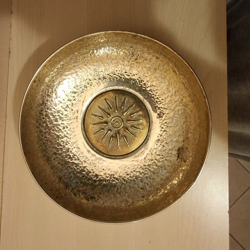 Silver-plated bowl used with the Vergina Sun