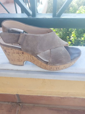 Clarks Originals Μπεζ Πλατφόρμες Μέγεθος 37 Σαν Καινούργιο