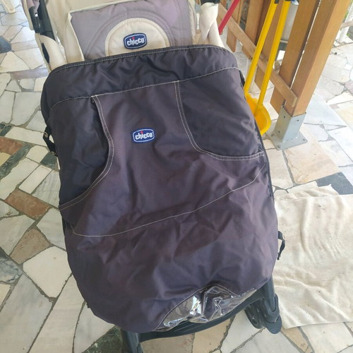 Chicco Liteway stroller used, lightweight with accessories