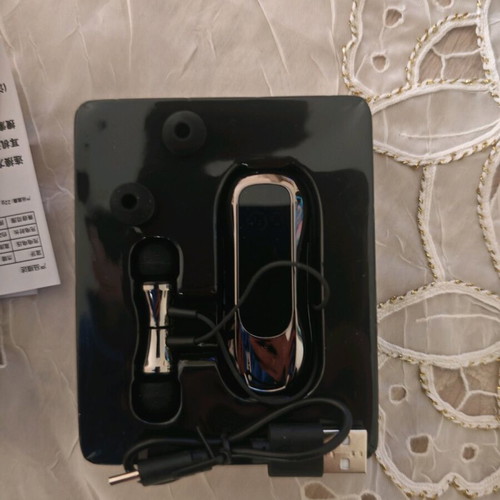 Bluetooth with battery and memory card new