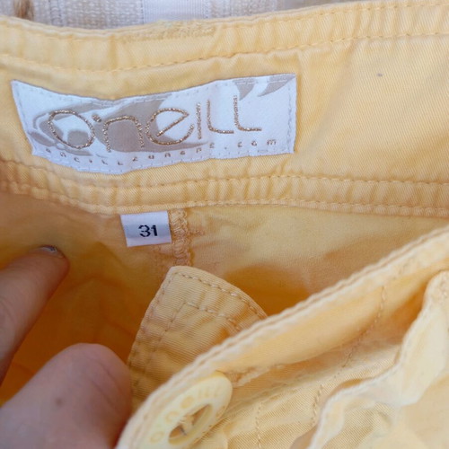 O'Neil yellow shorts like new, size L