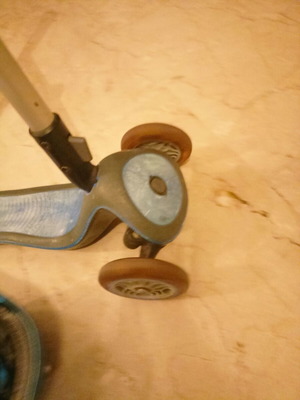 Globber scooter and helmet used, helmet size XS/S