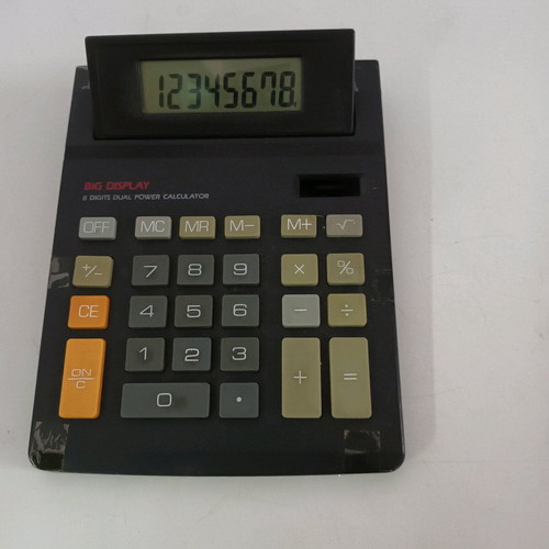Calculator like new