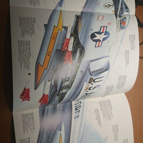 Airplane magazine issues 14 to 19 like new
