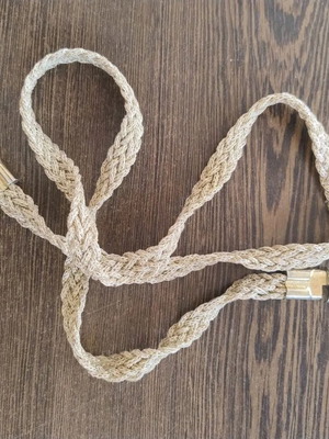 Women's gold belt like new, length 85