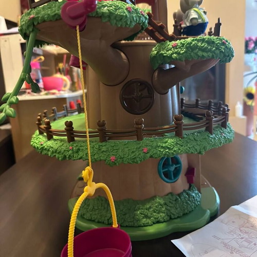 Lil Woodzeez treehouse large kids set like new