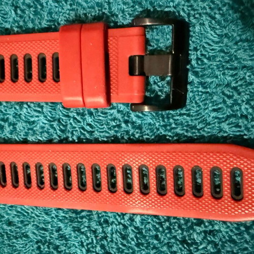 Garmin 6x Pro 51mm strap used