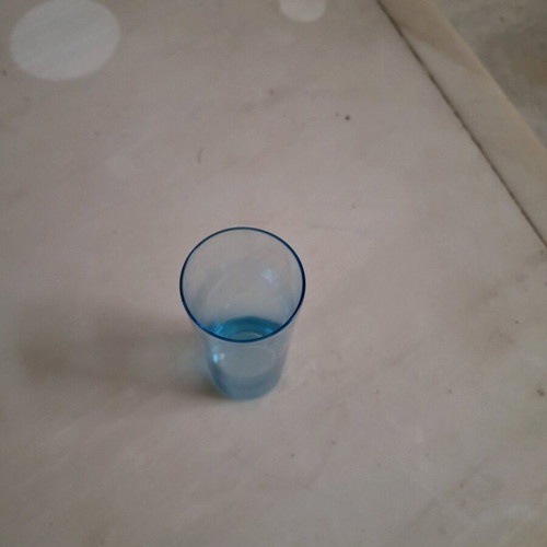 Ouzo glasses like new, set of 6 with blue base