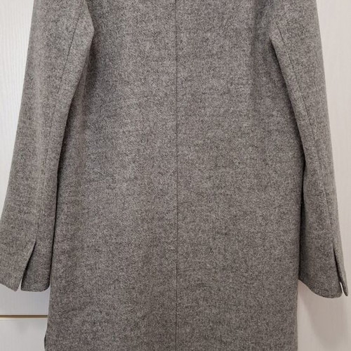 Iso Coat Size S Like New, Gray, Thin with Side Slit