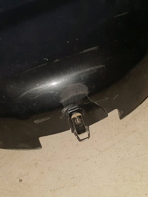 Κάλυμμα καπάκι ρεζέρβας Toyota Rav 4 2004 μεταχειρισμένο με μικρό σπάσιμο