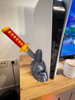PlayStation 5 Ghost of Tsushima stand new, 3D printed with custom colors