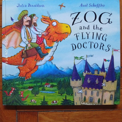 Children's illustrated book set of 3, English