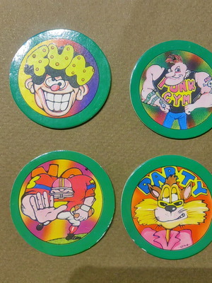 Hoppies collectible caps set like new, 4 pieces