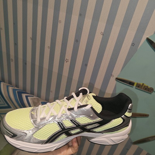 Asics Gel-1130 athletic shoes new, green and yellow