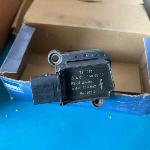Mercedes CLK 200 W209 Ignition Coil like new A0001501580