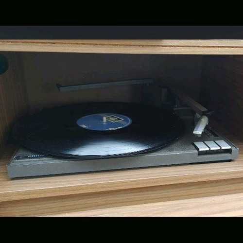 Grundig antique audio system with 30 records