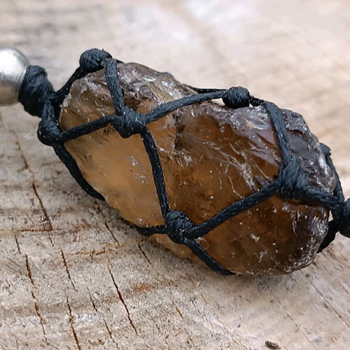 Macrame necklace with smoky quartz new, handmade unisex