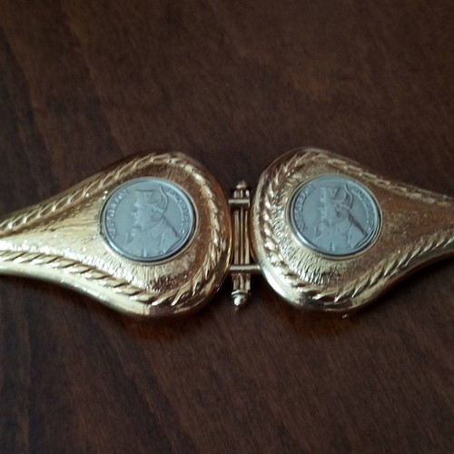 Rare collectible double gold-plated Gutos belt buckle used