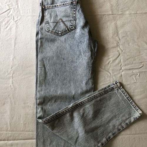 Karol women's jeans, light blue acid wash, size XS 34
