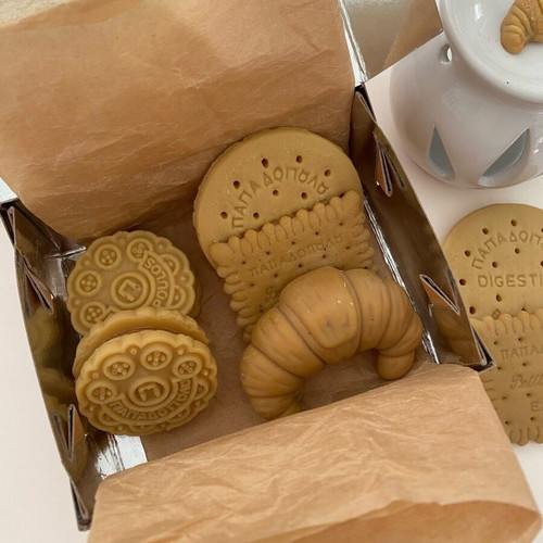 Grandma‘s Cookie Box Waxmelts new, scented candles