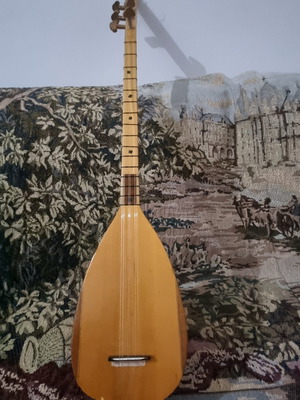 Sazi Skavto used, 72cm long, 13cm wide, 12cm deep