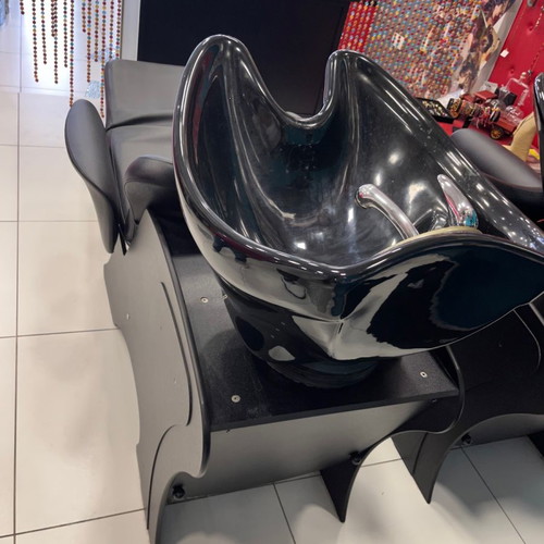 Salon shampoo bowl used with porcelain and adjustable seat