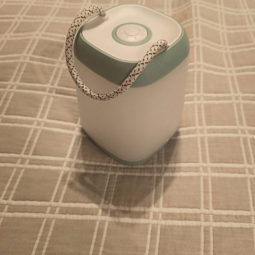 Camping light like new with three lighting modes and hanging cord