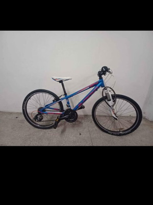 Superior Junior Sports aluminum bicycle used, lightweight