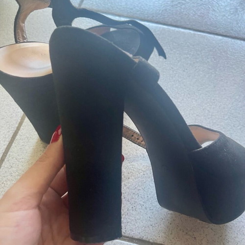 High-heeled castor sandals like new, black, size 37