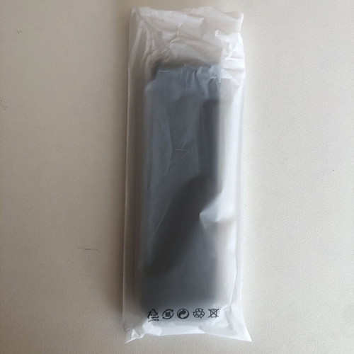 Apple TV 2nd & 3rd Gen remote case with AirTag slot - elago R2