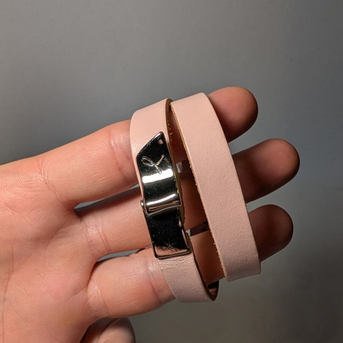 Pink bracelet Dukas for Estée Lauder like new