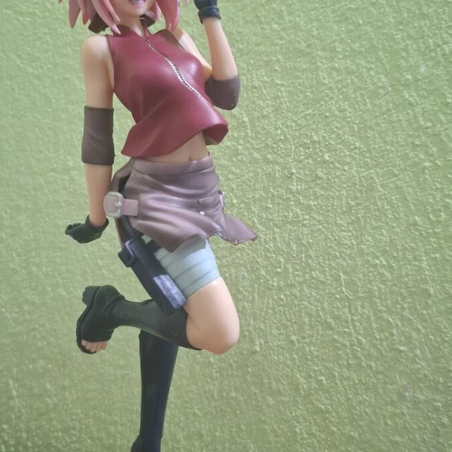 Sasuke Sakura figures used, set only