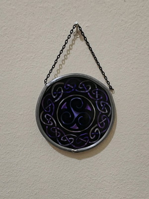 Breton Triskele used, mauve design