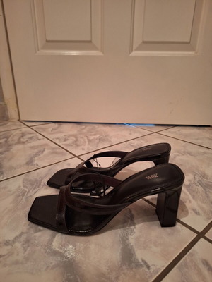 Zara platform sandals new, size 39, purple, 8 cm heel