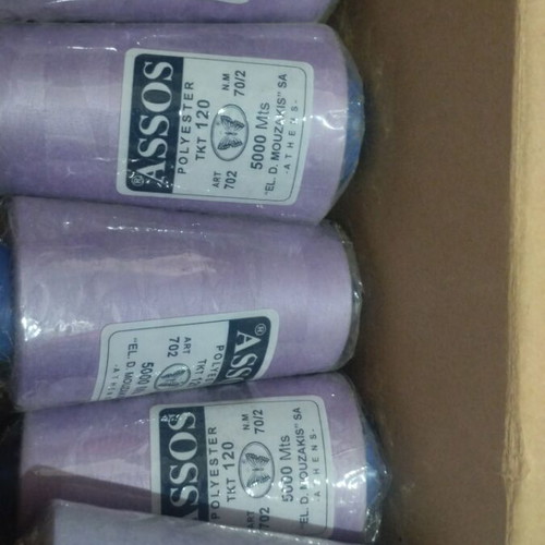 Polyester sewing cones butterfly purple lilac, pack of 7