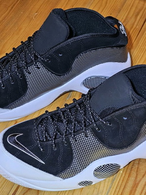 Nike Air Zoom Flight 95 σαν καινούργιο, μαύρο και metallic silver, μέγεθος 45.5