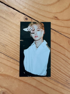 Stray Kids Lee Know Scars Kpop photo card