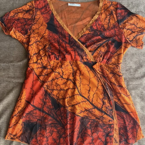 Orange blouse like new, mosquito net fabric, size XL