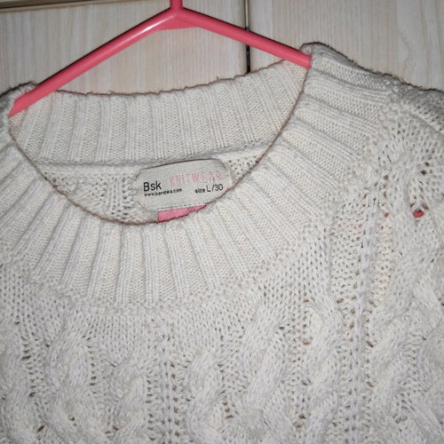 Knitted sweater used, white, size L