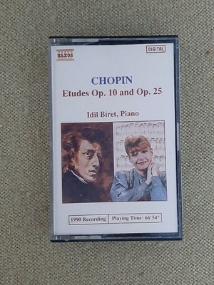 Chopin Etudes Op.10 and Op.25 cassette tape like new, classical
