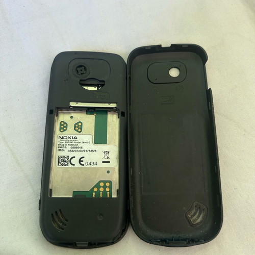 Nokia 2600 used phone for parts without battery