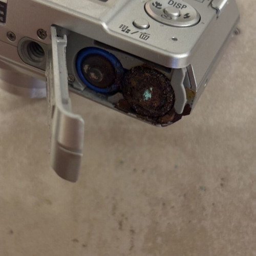 Sony Cyber-shot DSC-S930 10.1MP digital camera non-functional for parts