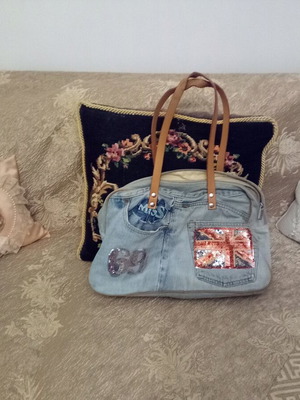 Jeans bag used, large with beige handles and decorative details