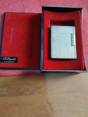 ST.Dupont 1971 lighter used, needs service