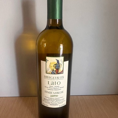 Wines new, set of two bottles