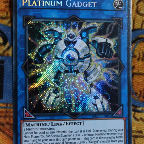 Platinum Gadget Yu-Gi-Oh! card like new, RA05 collection