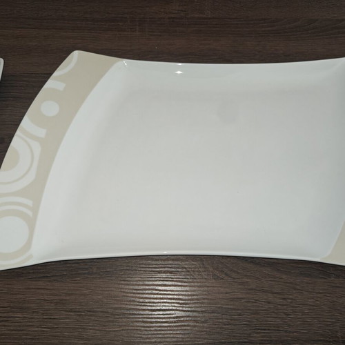 Hausmann porcelain dinnerware set like new, modern beige circles
