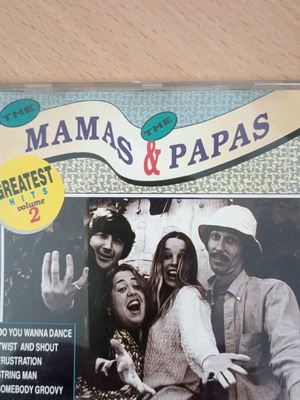 Mamas And Papas CD like new, rock selections